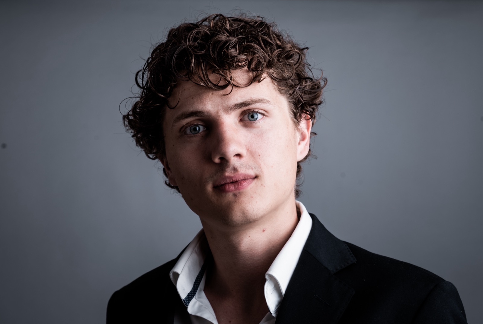 William Jannert: bright commercial headshot